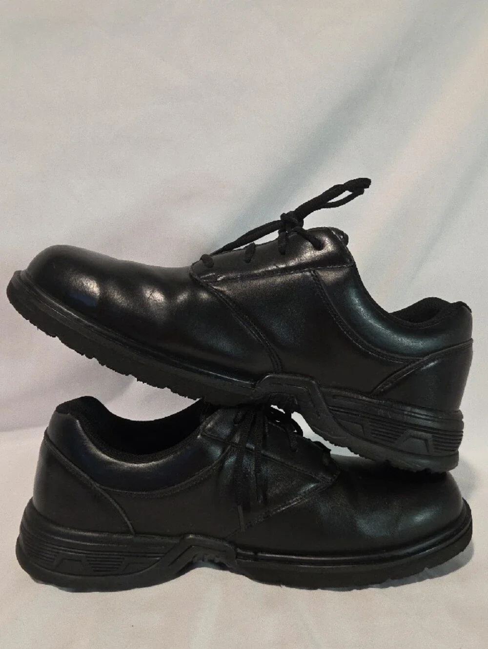 Propét Sergio Men's Oxford Work Shoe.